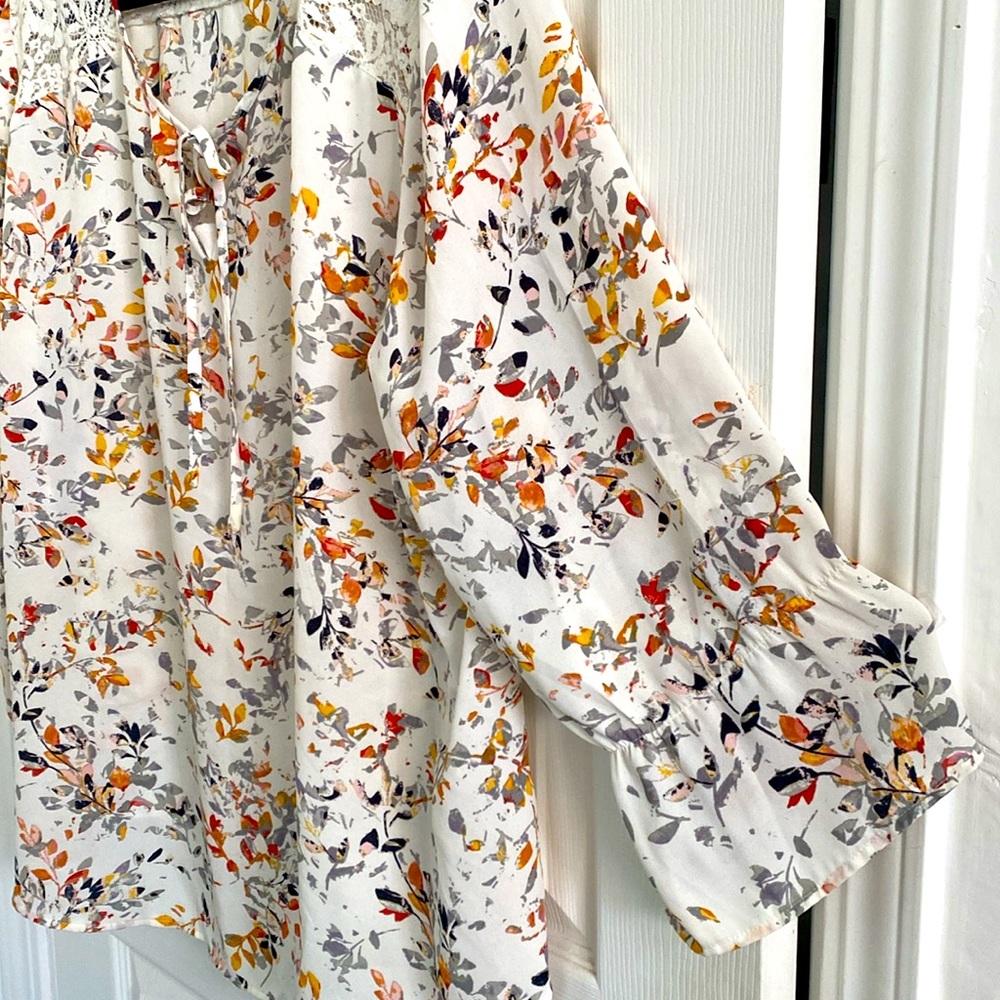 Van Heusen Lightweight Long Sleeve Lace Floral Cream White Blouse Shirt Top - Picture 3 of 10